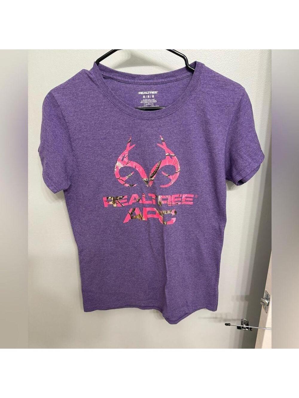 Realtree Women's Purple and Pink Tshirt